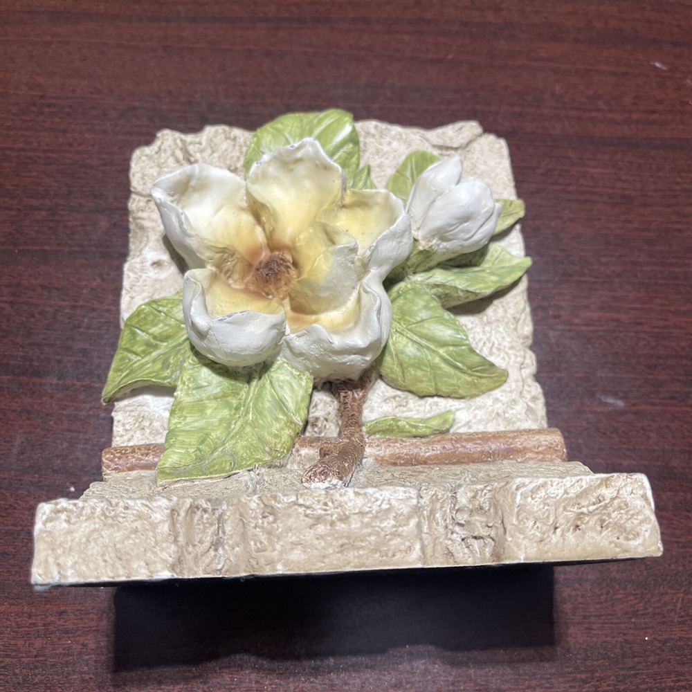 2004‎ CBK Heavy Resin 3D Magnolia Blossom Bookend